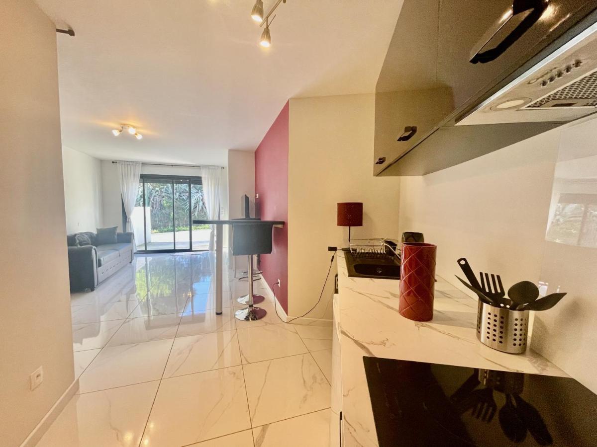 Studio Barok Proche Autoroute, Plages Et Attractions, Wifi - Tv, Calme Bessan Exteriör bild