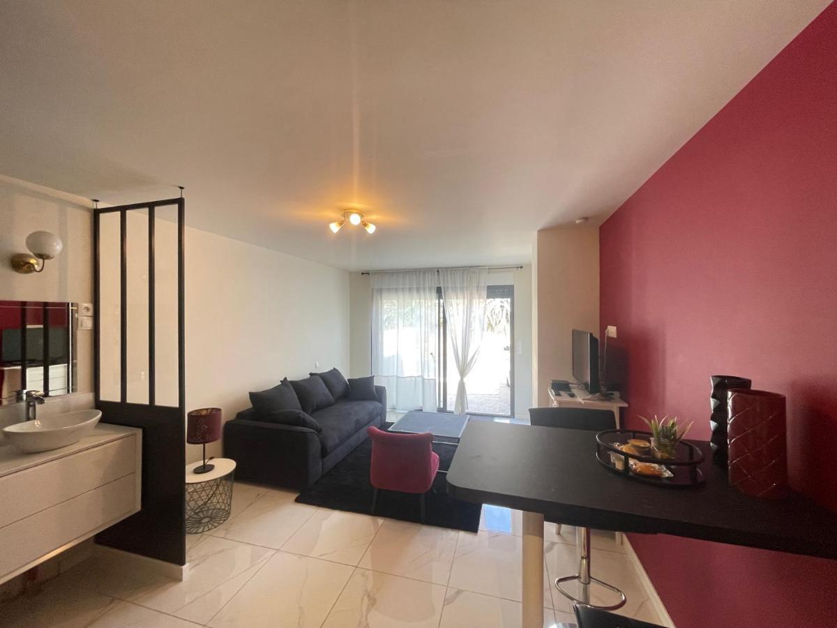 Studio Barok Proche Autoroute, Plages Et Attractions, Wifi - Tv, Calme Bessan Exteriör bild