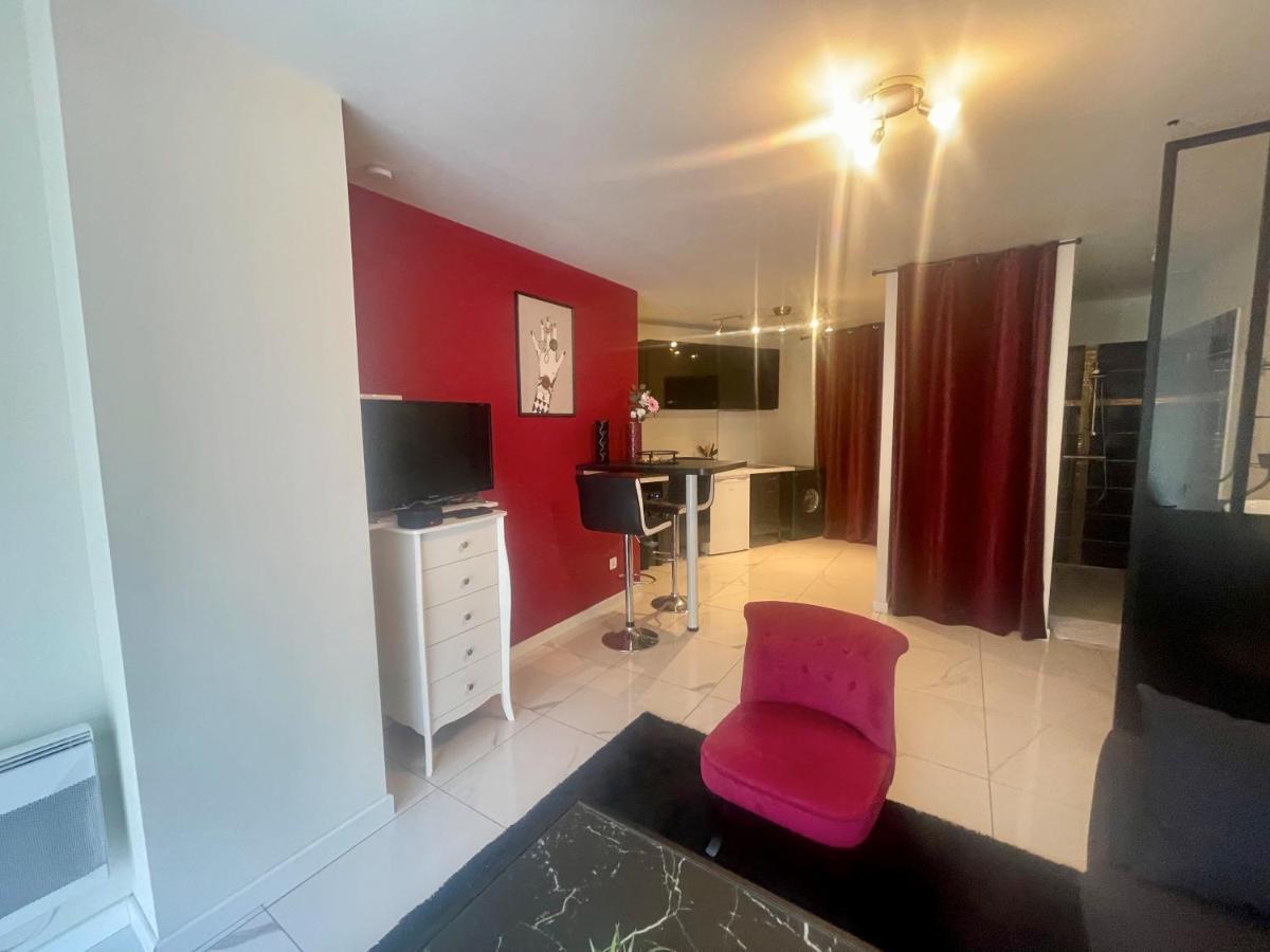 Studio Barok Proche Autoroute, Plages Et Attractions, Wifi - Tv, Calme Bessan Exteriör bild